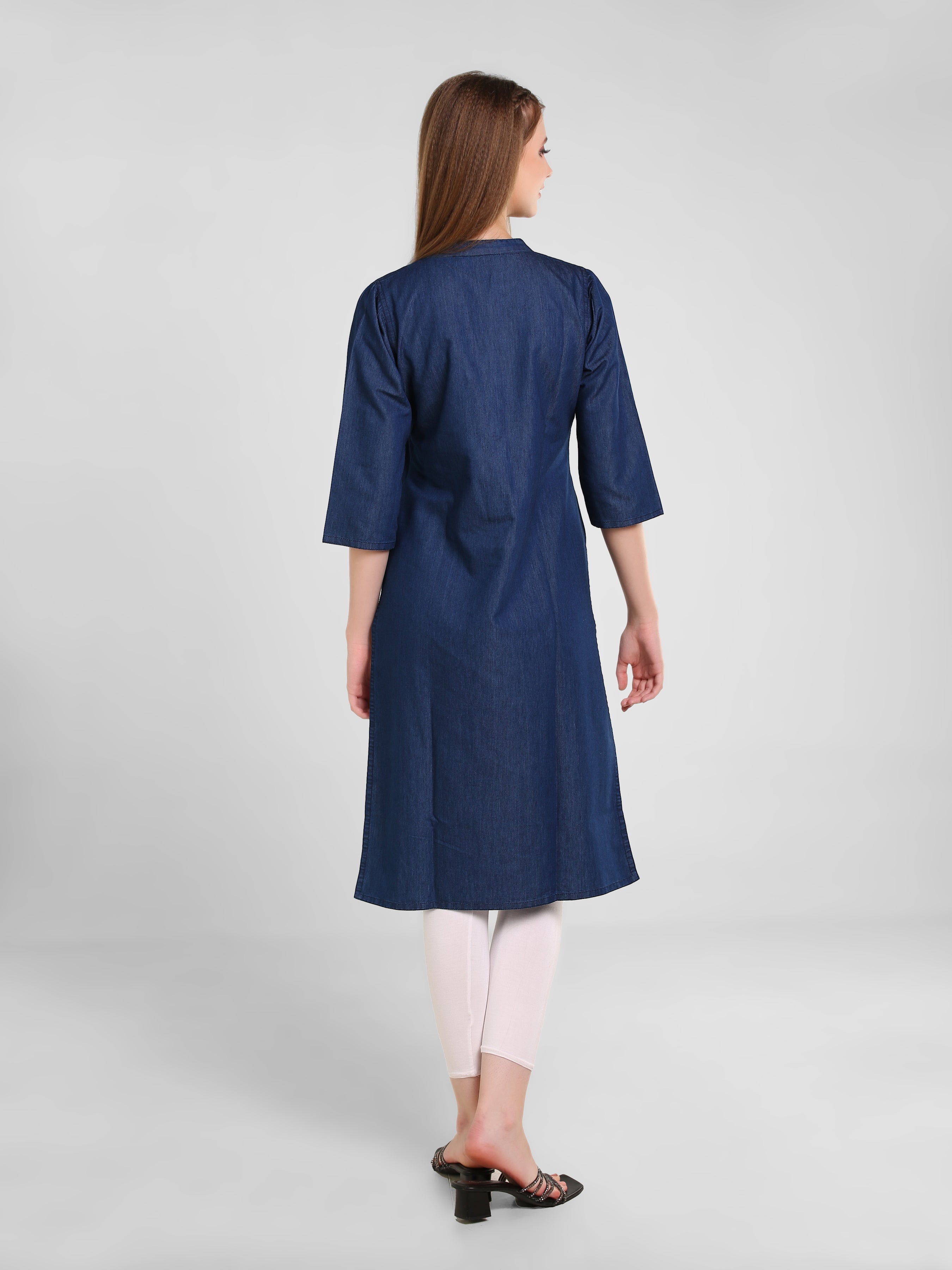 Denim Flwr Khata wrk Embroidered Mandarine Collar Kurta