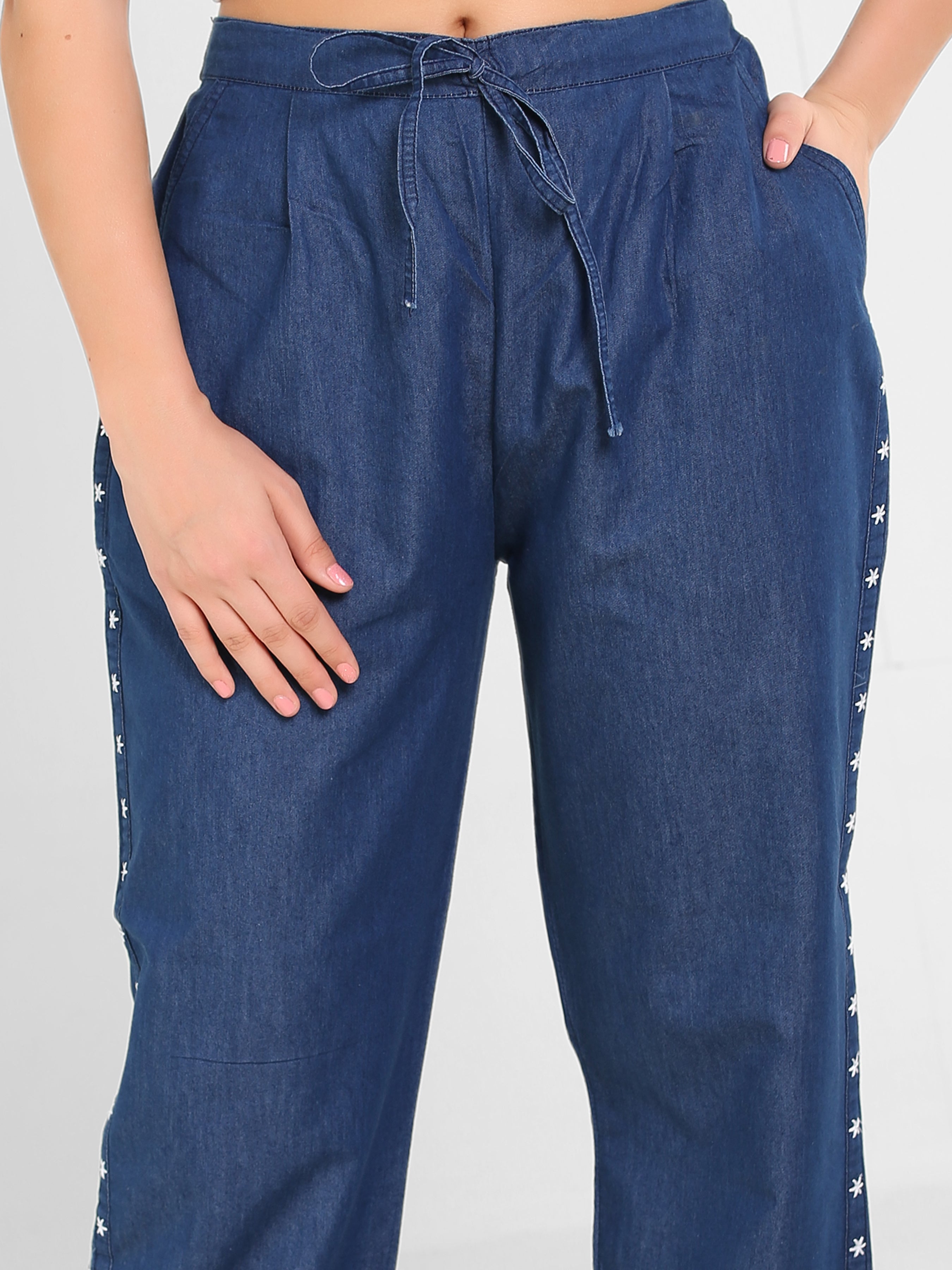 Denim Star Embroiderd Lace Pant