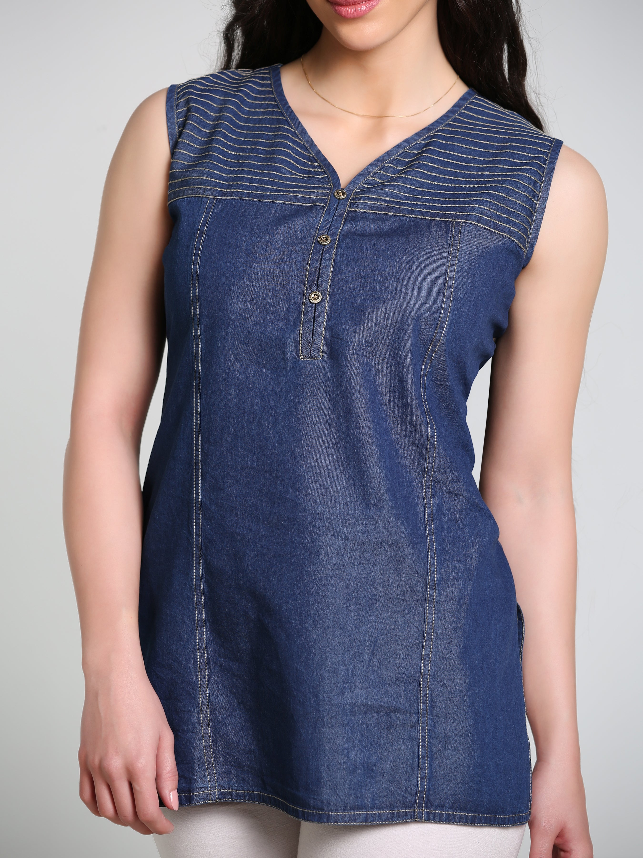 Denim DMC stich SL Round V Neck Kurti