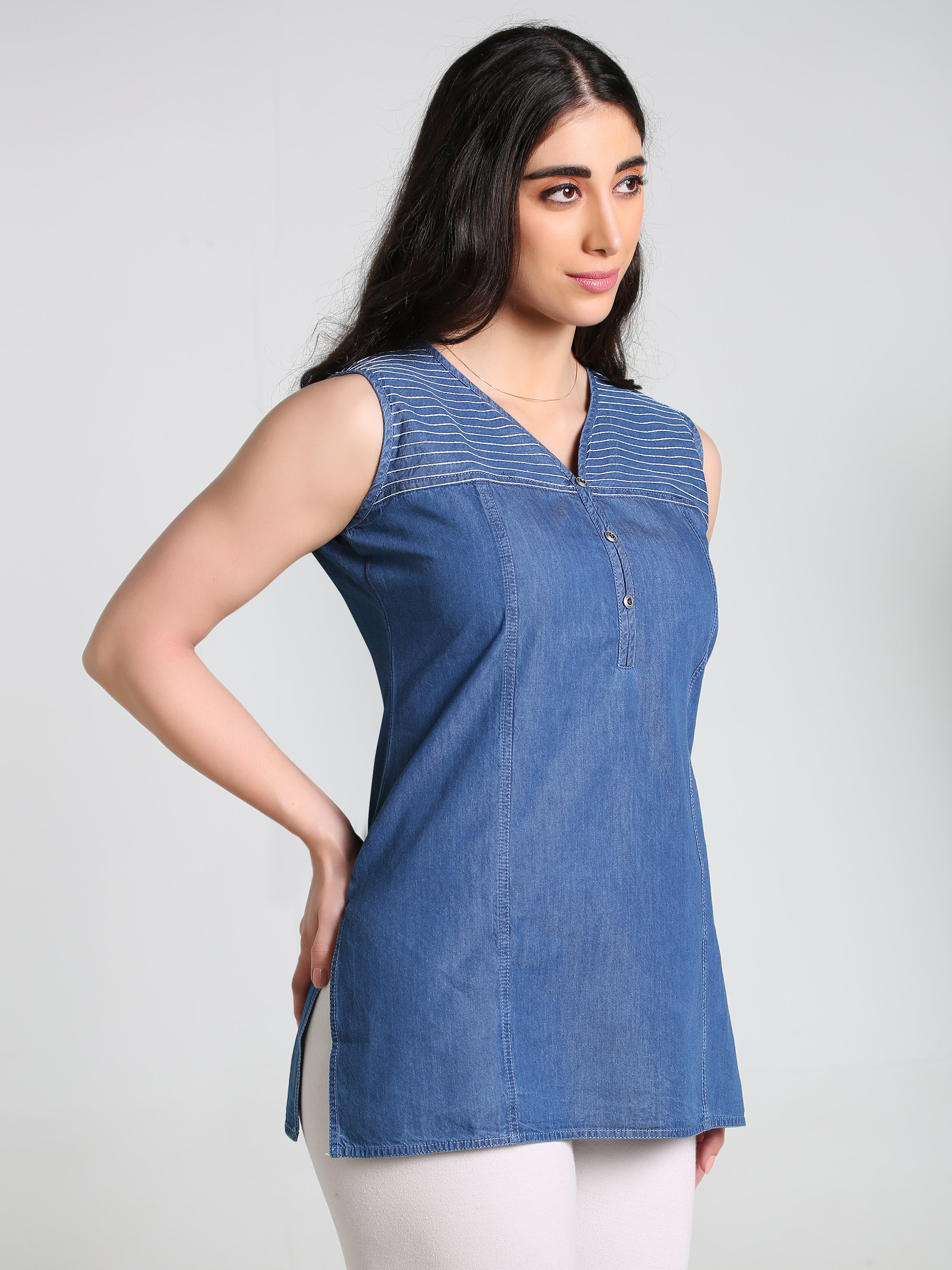 Denim DMC stich SL Round V Neck Kurti