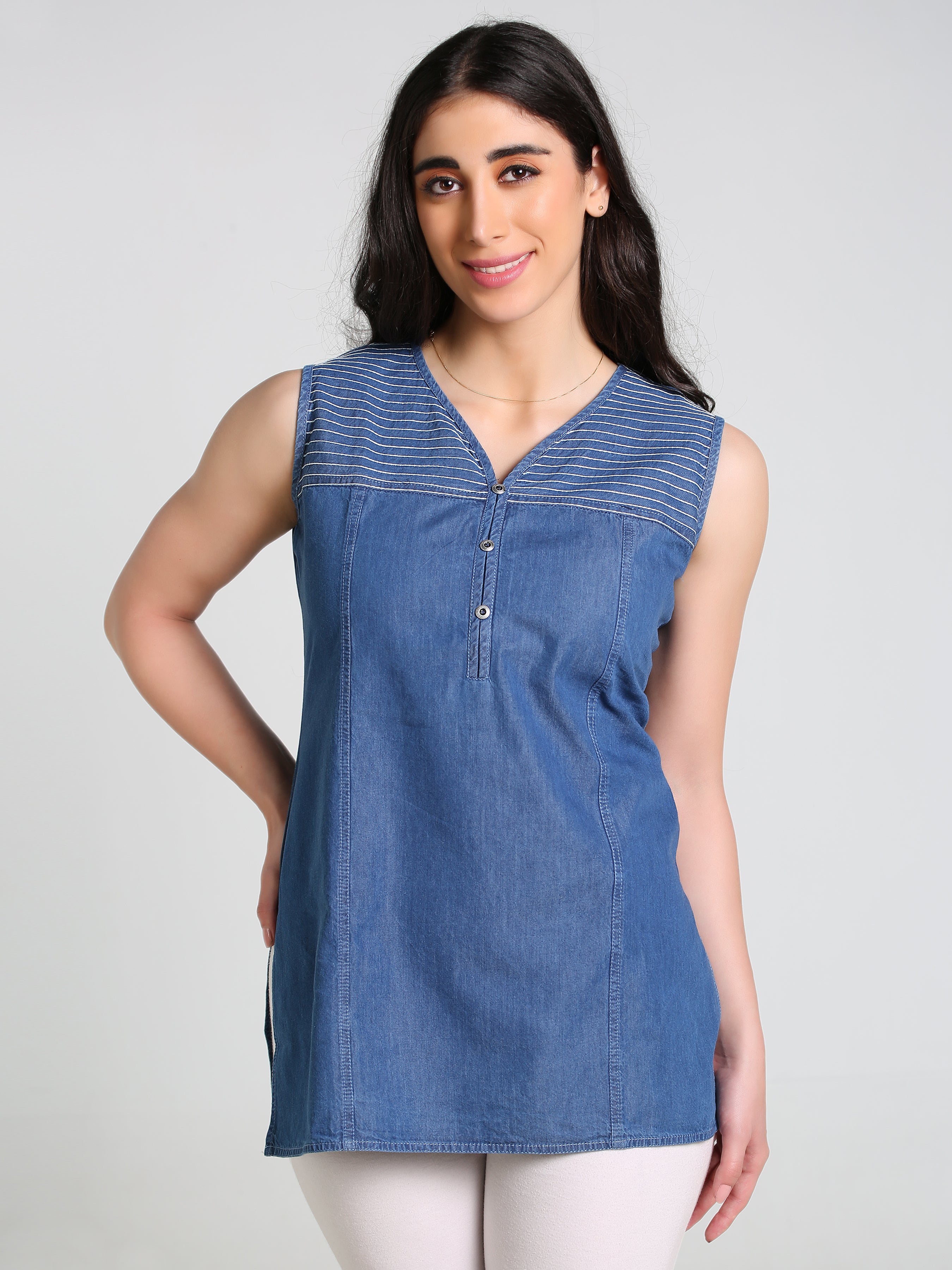 Denim DMC stich SL Round V Neck Kurti