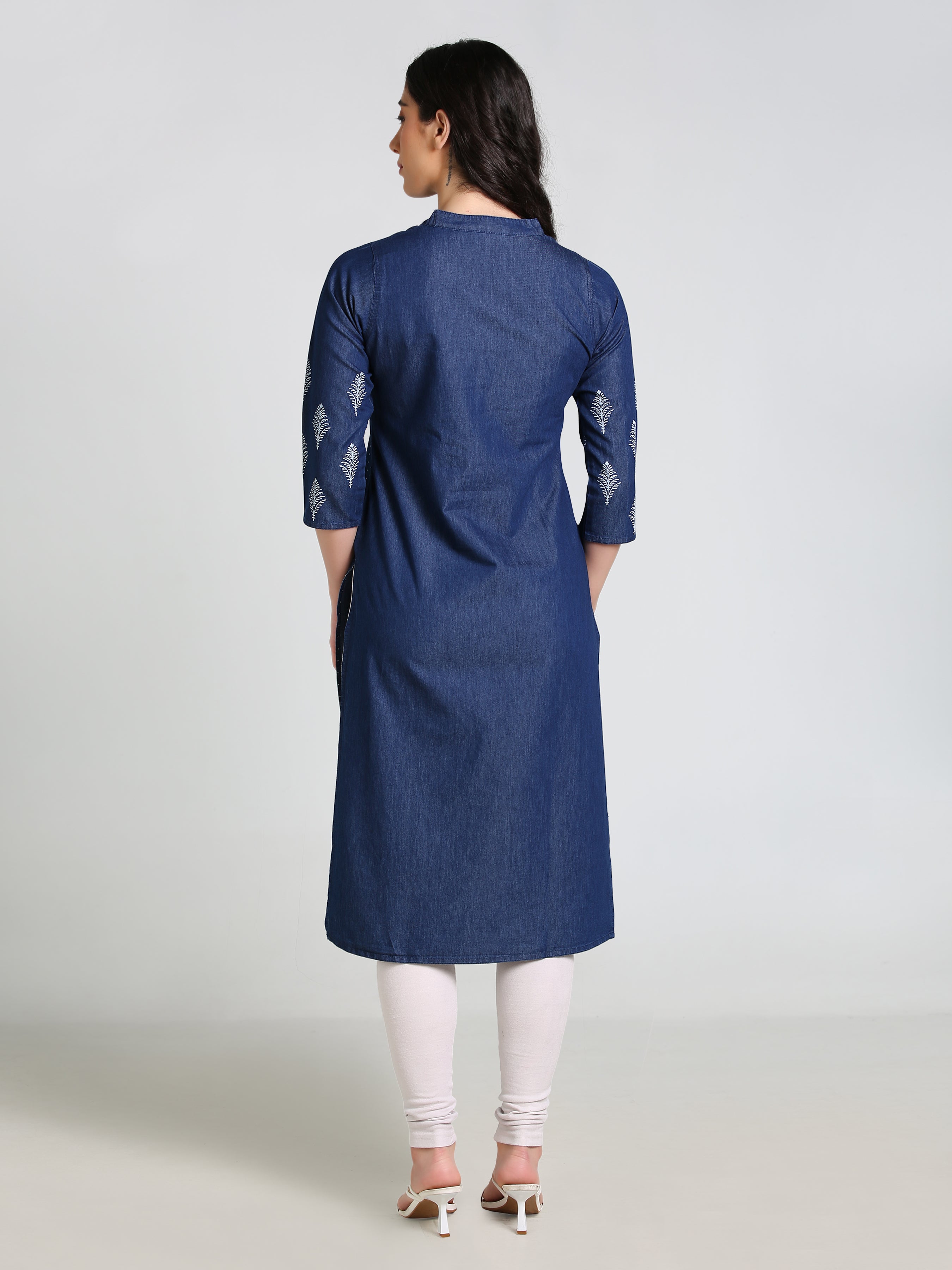 Denim Printed Butta with dotted print Mandarine Collar Kurta